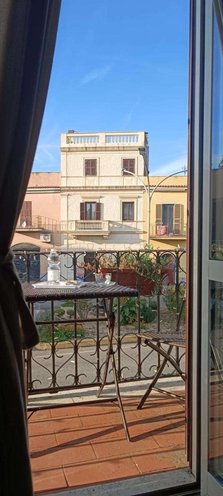 Velia'S Home Casa Vacanze B&B Castel Sant'Elia エクステリア 写真